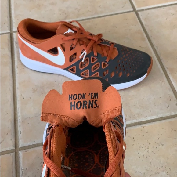 Nike Shoes Mens Ut Nike Train Speed 4 Amp Hookem Horns Poshmark